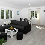 Apartments Mocici * Mocici