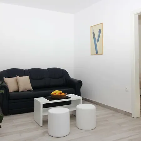 Apartments Mocici * Mocici