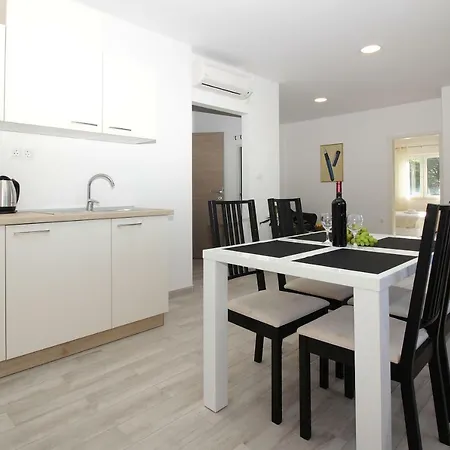 Apartments Mocici Mocici